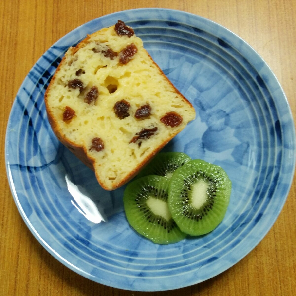 Hm簡単 レーズンのもちもちリッチケーキ レシピ 作り方 By Basyama 楽天レシピ Hm簡単 レーズンのもちもちリッチケーキ レシピ 作り方 By Basyama 楽天レシピ